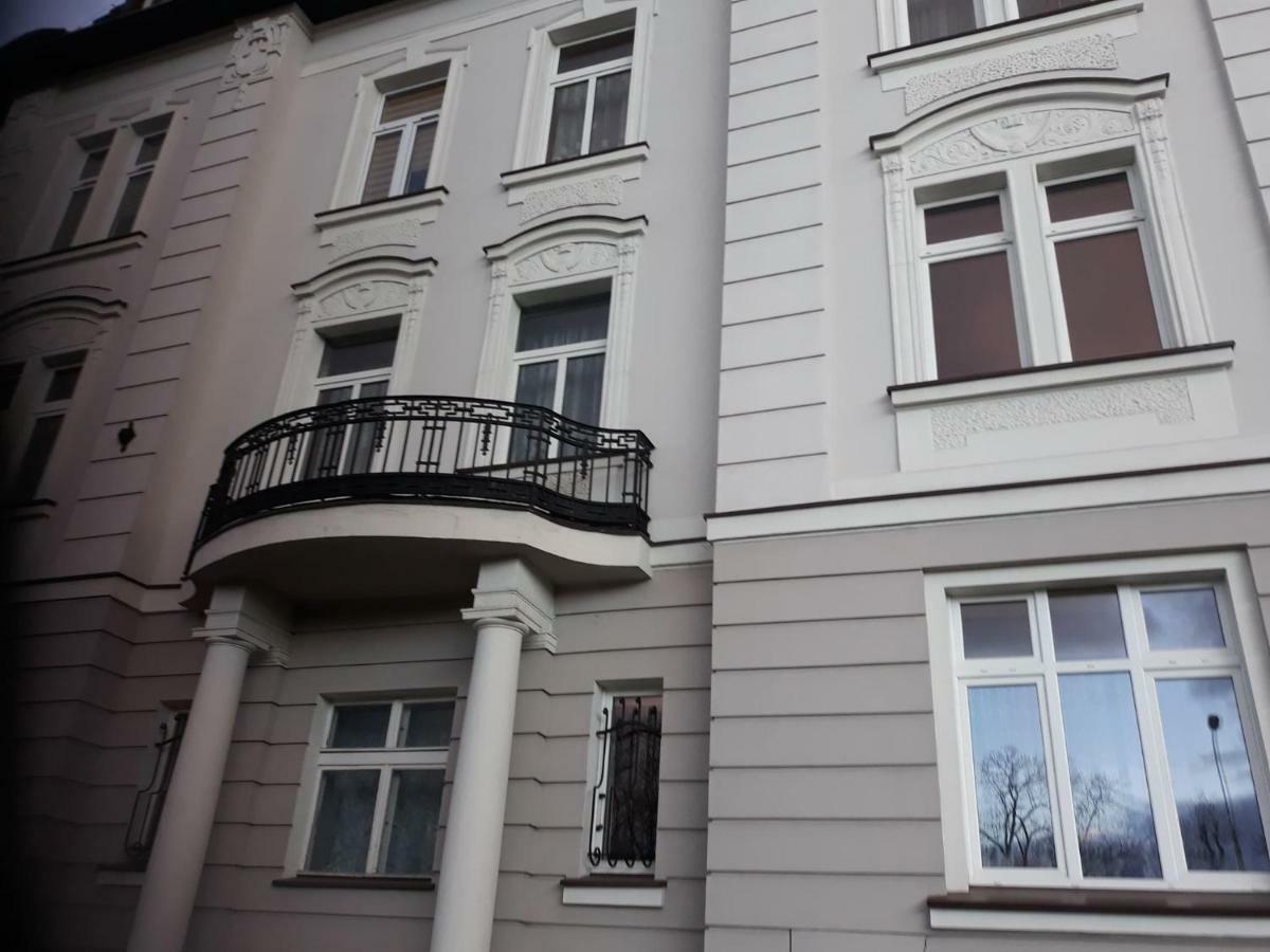 Wolnosci 21 Jelenia Gora Lägenhet Exteriör bild